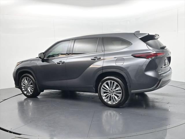2024 Toyota Highlander Platinum