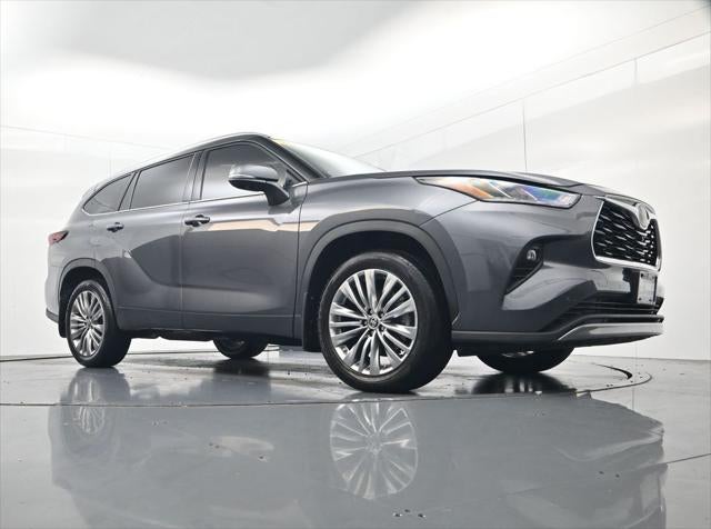 2024 Toyota Highlander Platinum