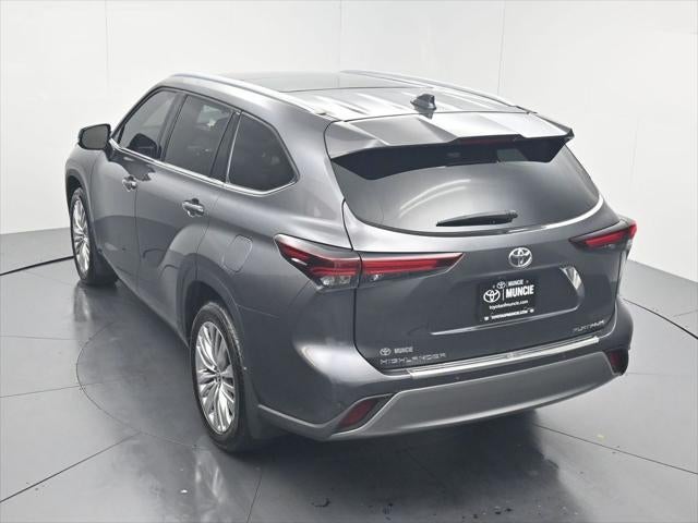 2024 Toyota Highlander Platinum