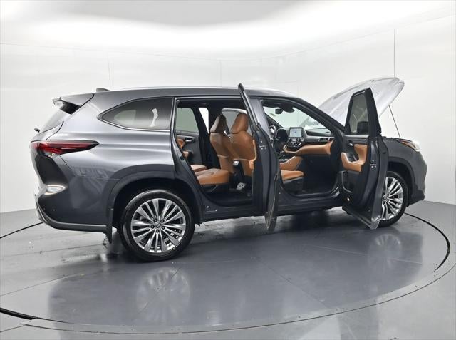 2024 Toyota Highlander Platinum