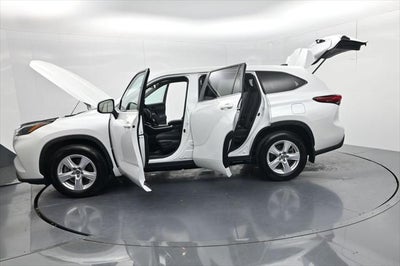 2023 Toyota Highlander L