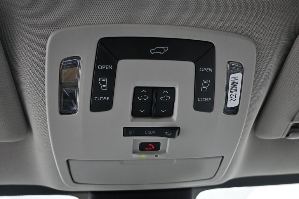 2026 Toyota Sienna XLE 8 Passenger