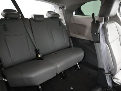 2024 Toyota Sienna XLE 8 Passenger