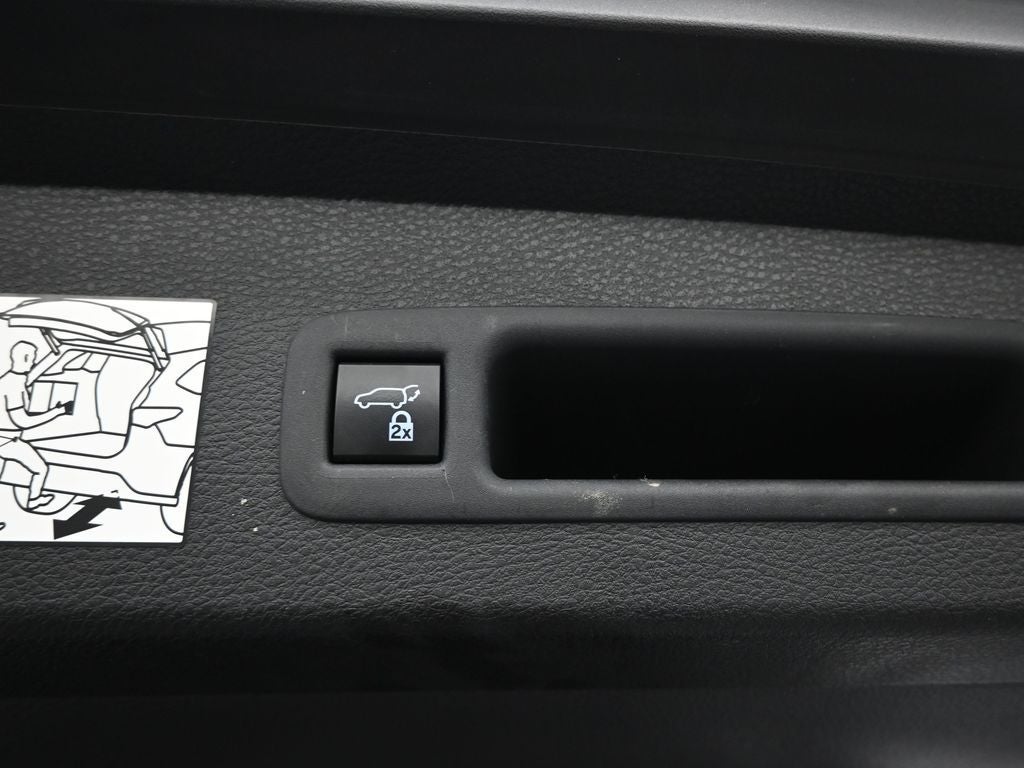 2024 Toyota Sienna XLE 8 Passenger