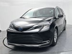 2024 Toyota Sienna XLE 8 Passenger