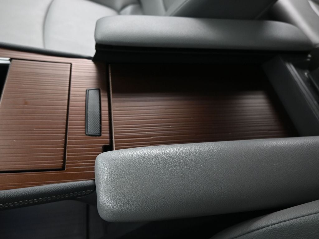 2024 Toyota Sienna XLE 8 Passenger