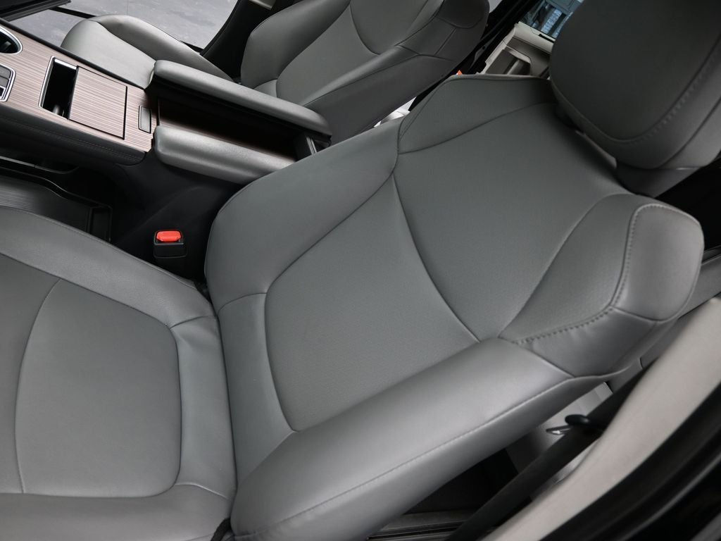 2024 Toyota Sienna XLE 8 Passenger