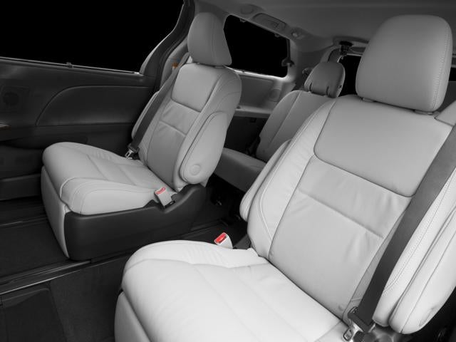 2017 Toyota Sienna XLE 7 Passenger