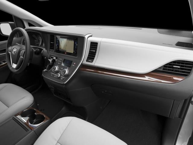2017 Toyota Sienna XLE 7 Passenger