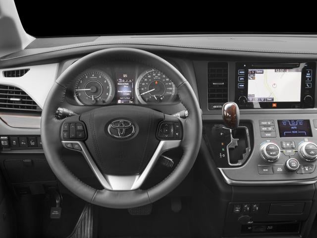 2017 Toyota Sienna XLE 7 Passenger
