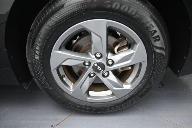 2023 Kia K5 LXS