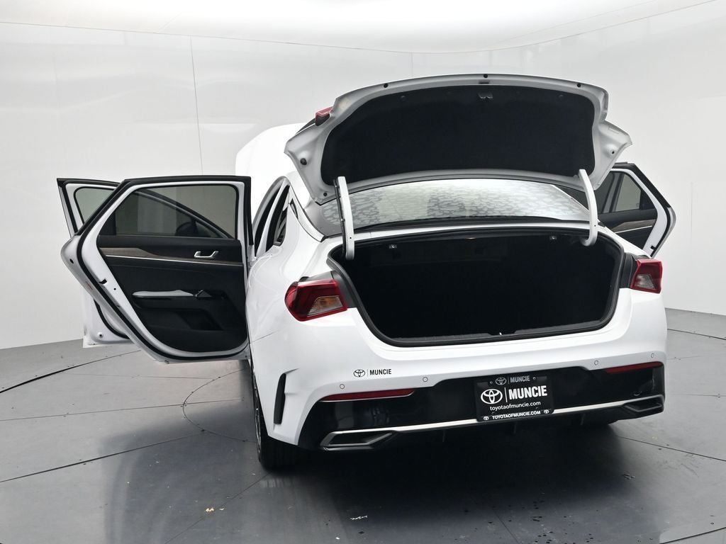 2021 Kia K5 EX