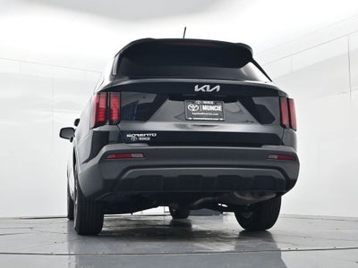 2023 Kia Sorento LX