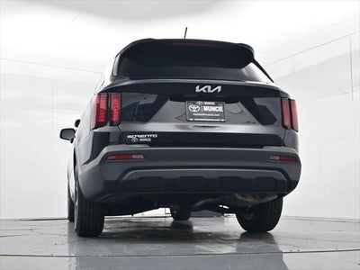 2023 Kia Sorento LX