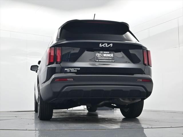 2023 Kia Sorento LX