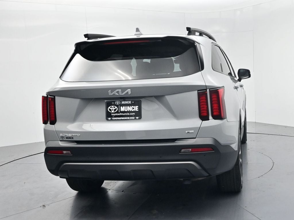2023 Kia Sorento X-Line EX