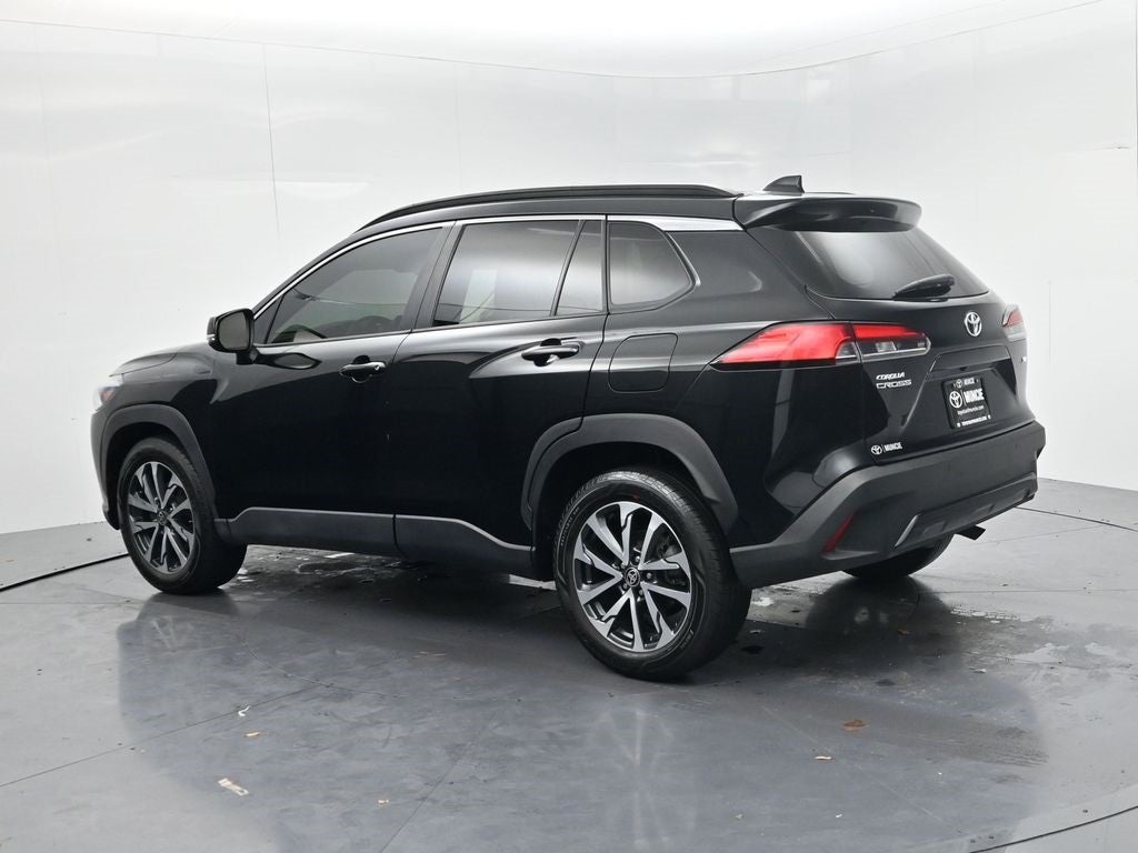 2022 Toyota Corolla Cross XLE