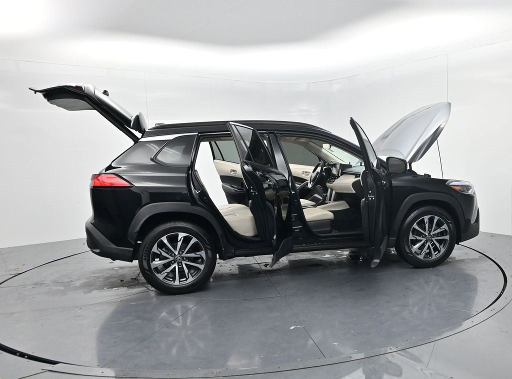 2022 Toyota Corolla Cross XLE