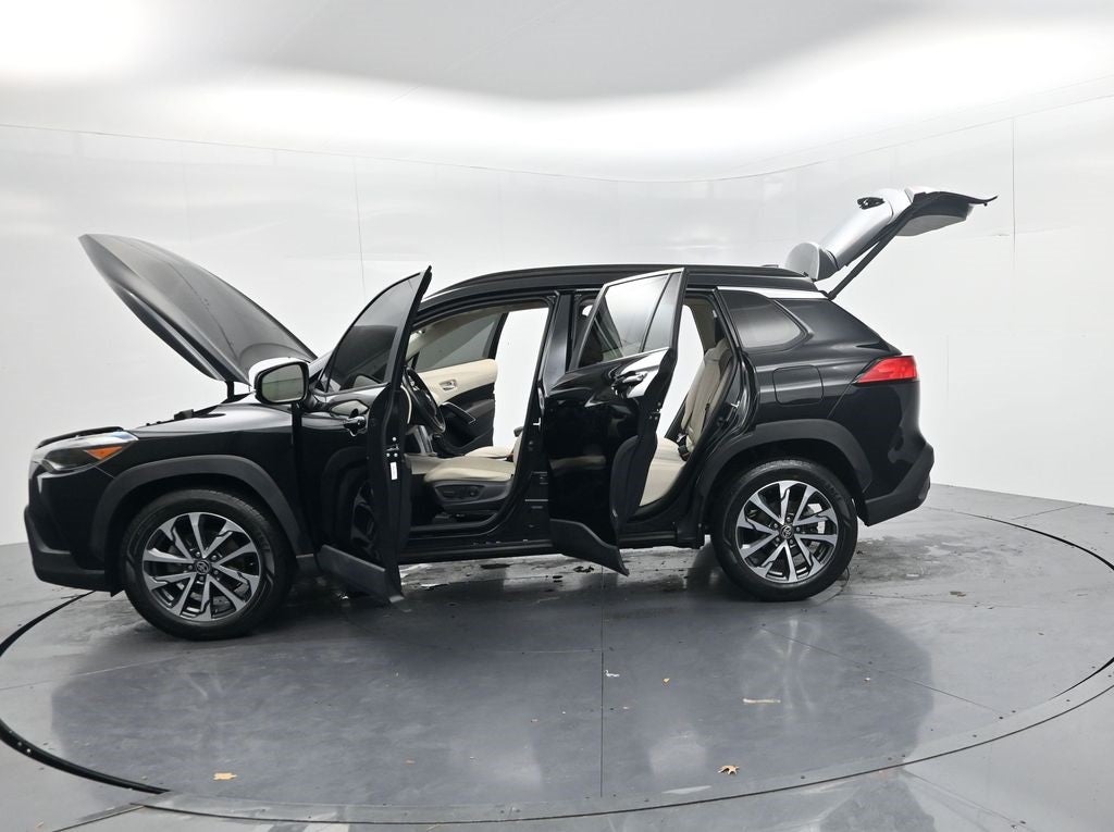 2022 Toyota Corolla Cross XLE