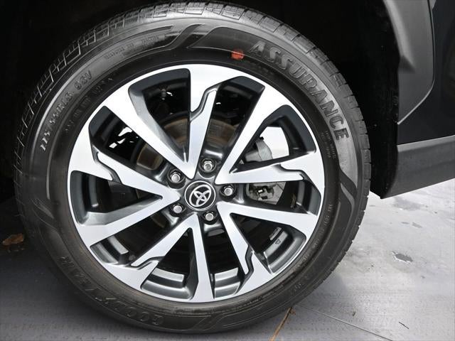 2022 Toyota Corolla Cross XLE