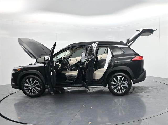 2022 Toyota Corolla Cross XLE