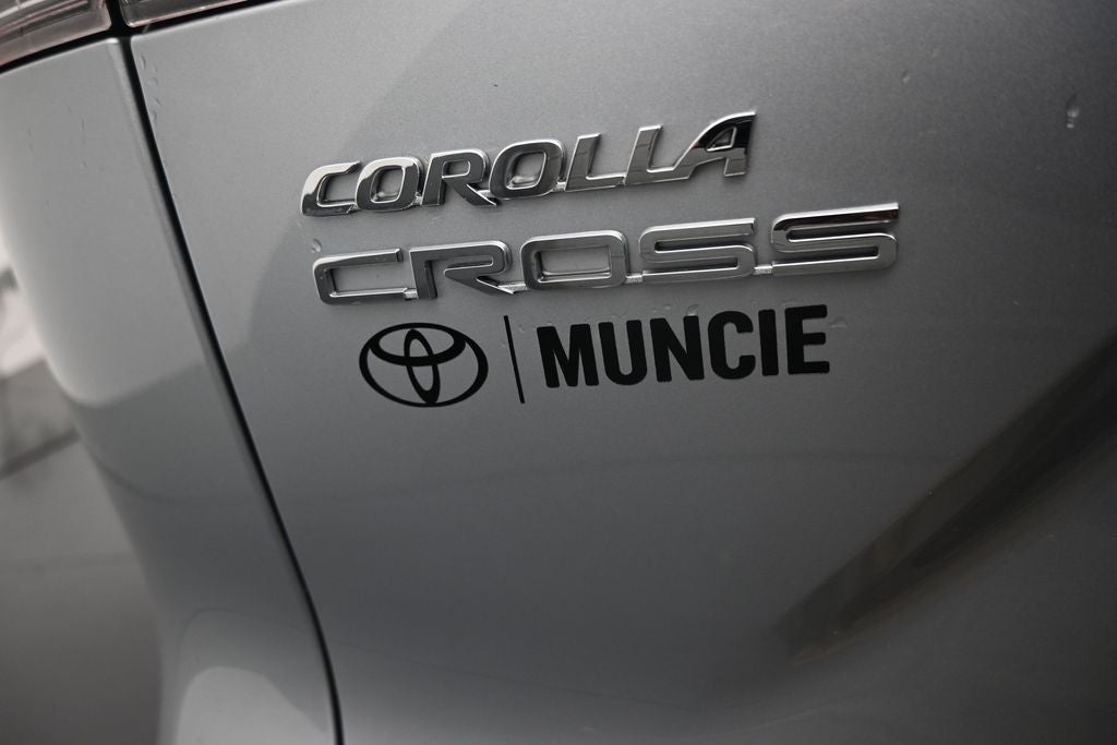 2025 Toyota Corolla Cross XLE