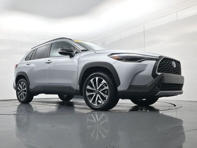 2025 Toyota Corolla Cross XLE