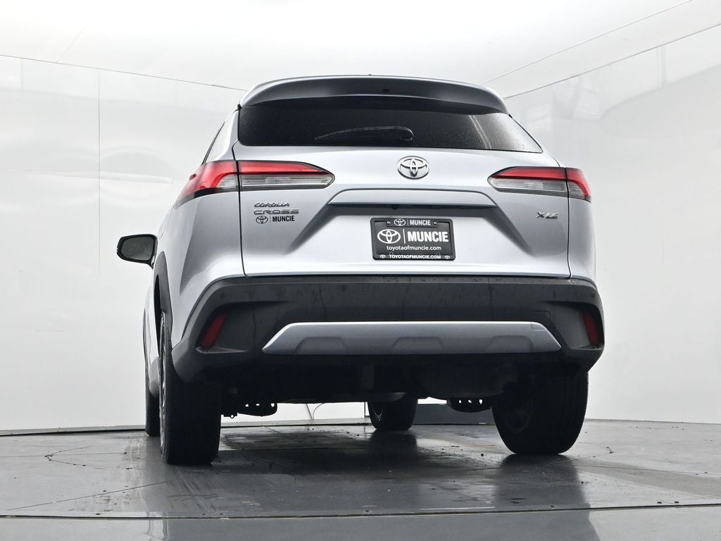 2025 Toyota Corolla Cross XLE