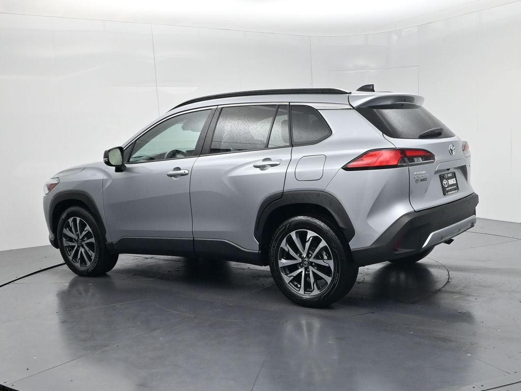 2025 Toyota Corolla Cross XLE