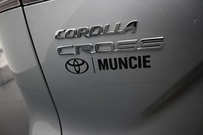 2025 Toyota Corolla Cross XLE