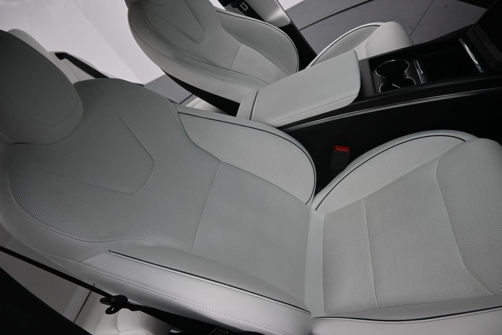 2023 Tesla Model X Plaid
