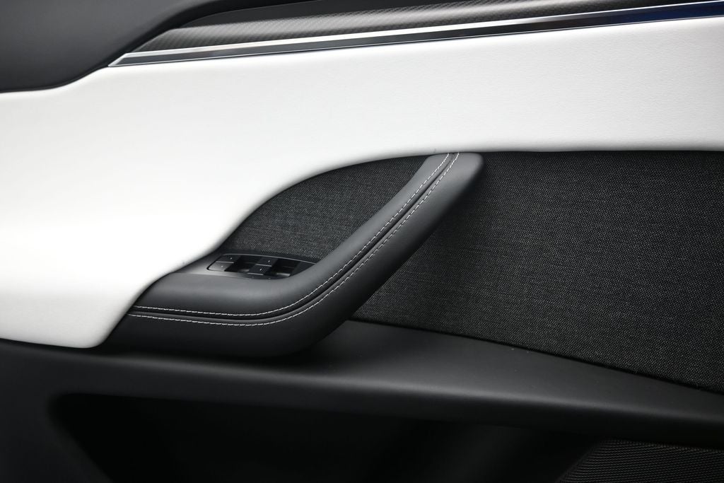 2023 Tesla Model X Plaid