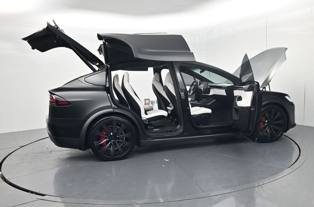 2023 Tesla Model X Plaid