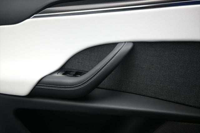 2023 Tesla Model X Plaid