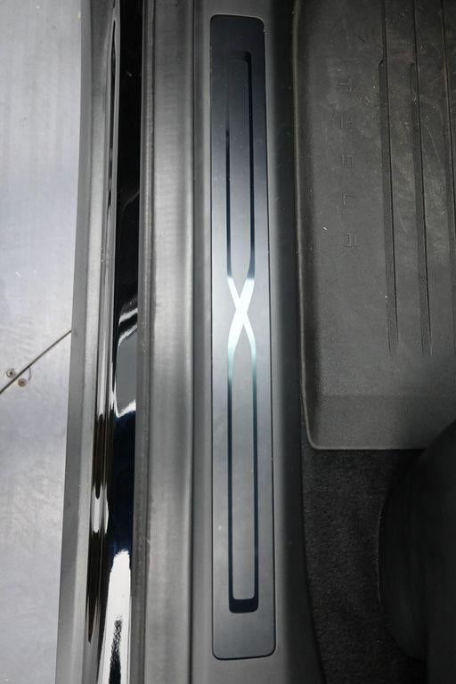 2023 Tesla Model X Plaid
