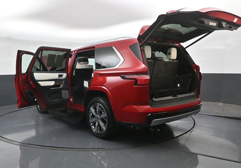 2023 Toyota Sequoia Capstone