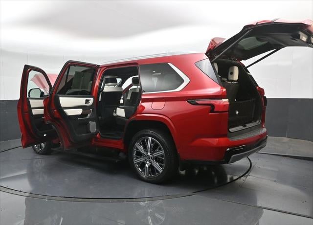 2023 Toyota Sequoia Capstone