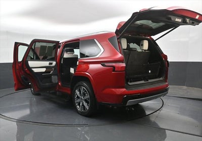 2023 Toyota Sequoia Capstone