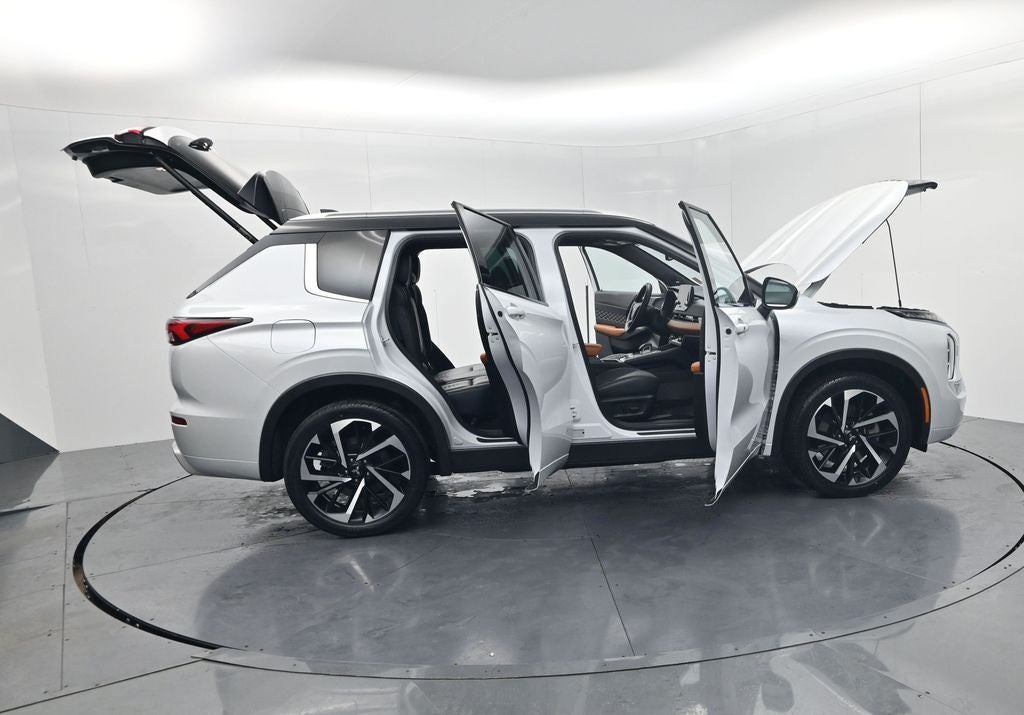 2023 Mitsubishi Outlander SEL Black Edition