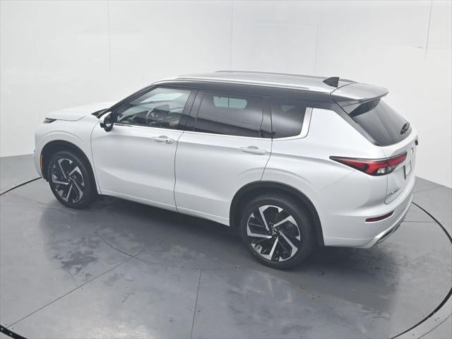 2023 Mitsubishi Outlander SEL Black Edition