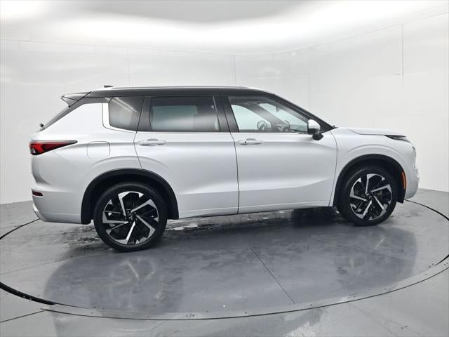2023 Mitsubishi Outlander SEL Black Edition
