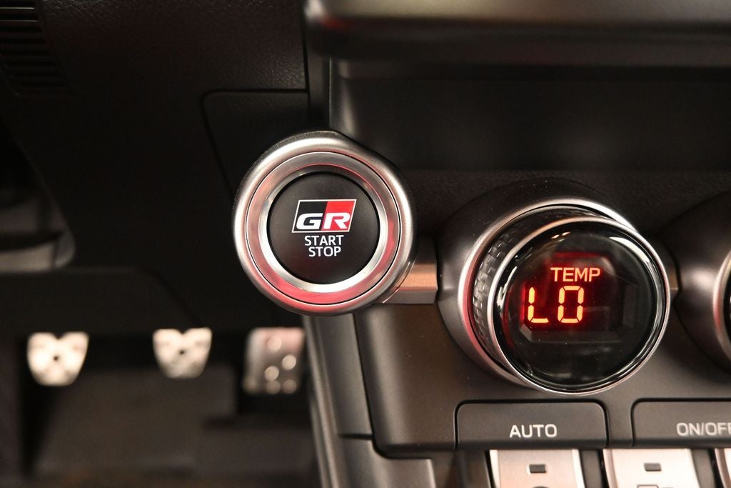 2025 Toyota GR86 Premium
