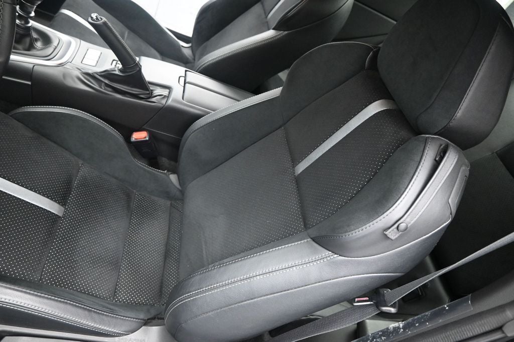 2025 Toyota GR86 Premium
