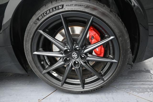 2025 Toyota GR86 Premium