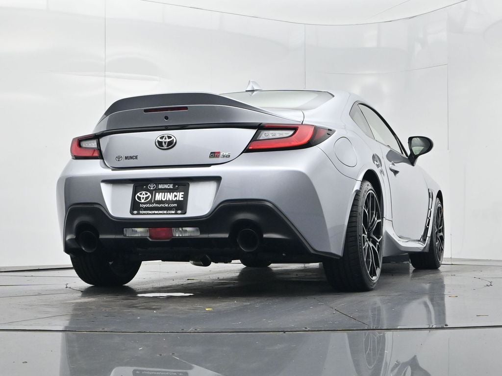 2025 Toyota GR86 Premium