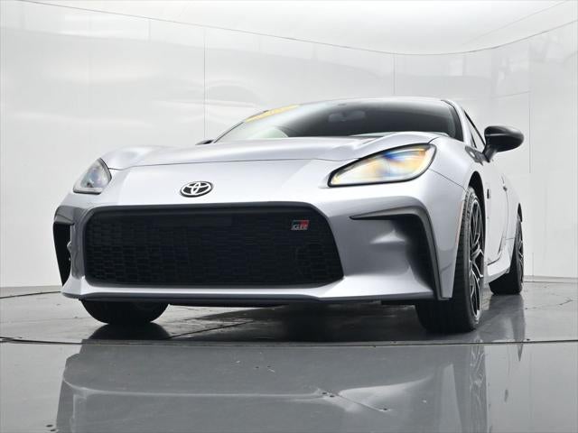 2025 Toyota GR86 Premium