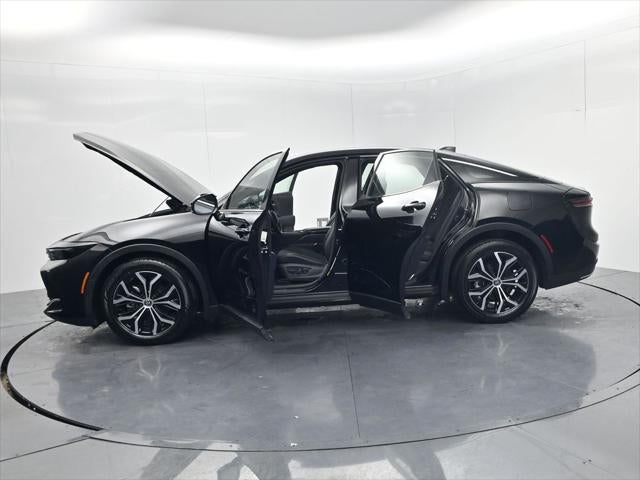 2024 Toyota Crown XLE