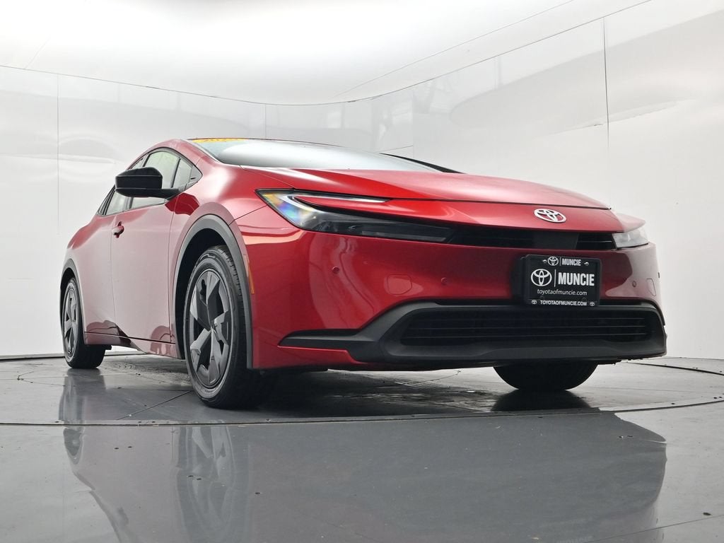 2025 Toyota Prius LE