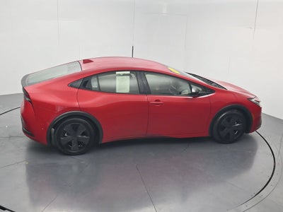2025 Toyota Prius LE