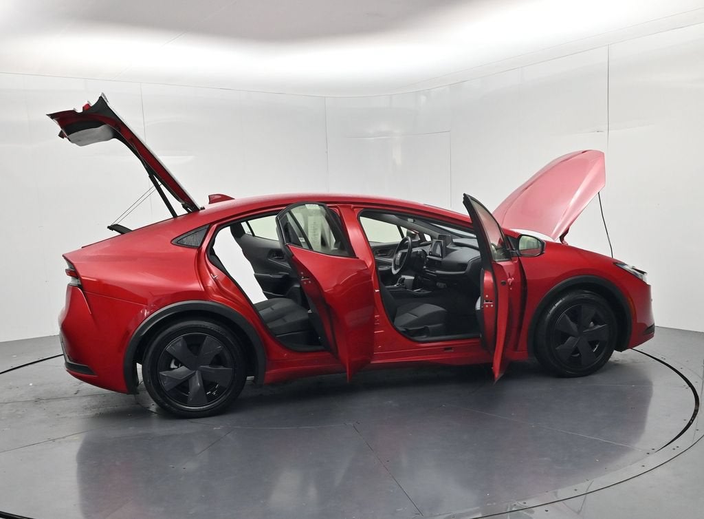 2025 Toyota Prius LE